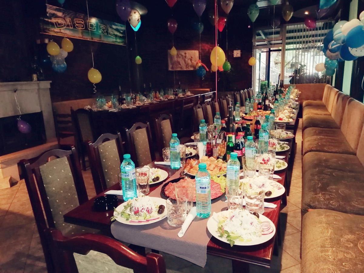 Discret Hotel & Restaurant Владая Экстерьер фото