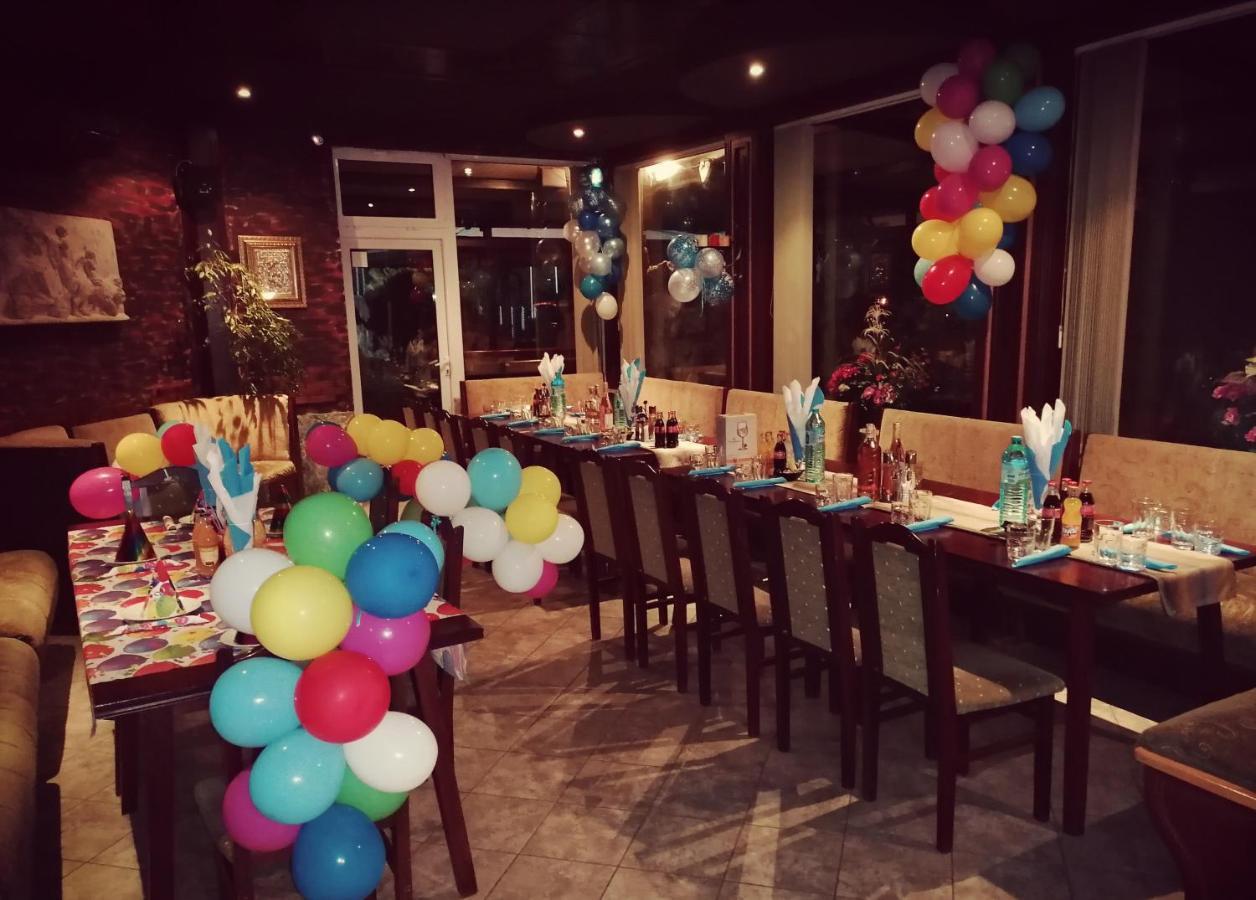 Discret Hotel & Restaurant Владая Экстерьер фото