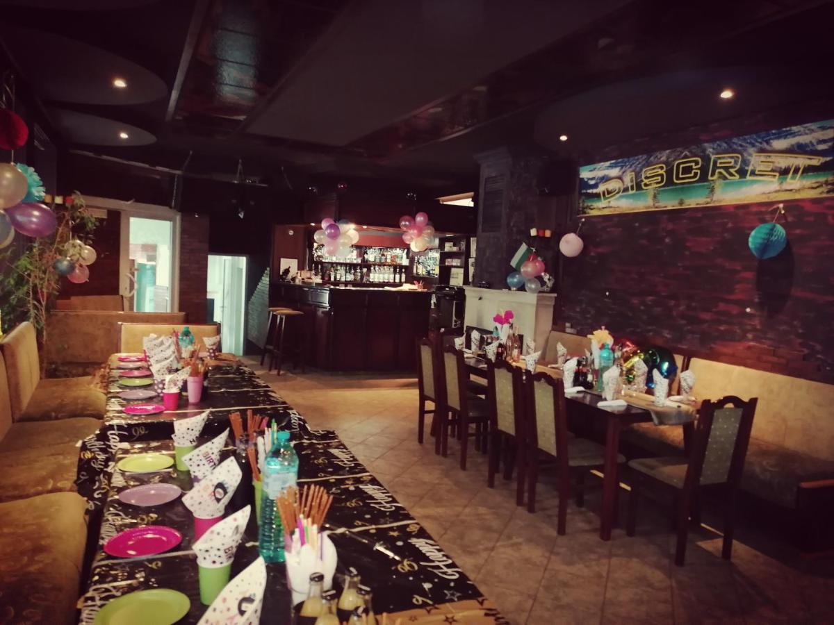 Discret Hotel & Restaurant Владая Экстерьер фото