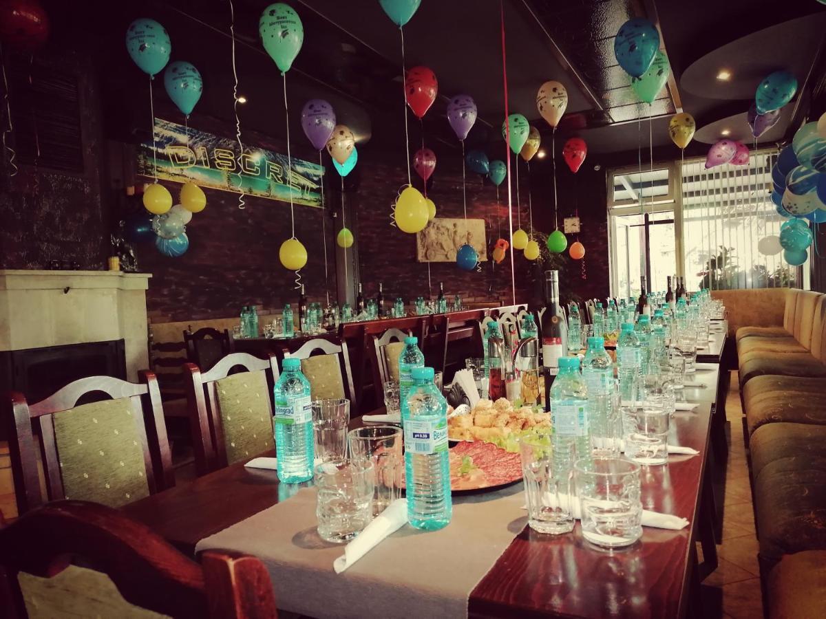 Discret Hotel & Restaurant Владая Экстерьер фото