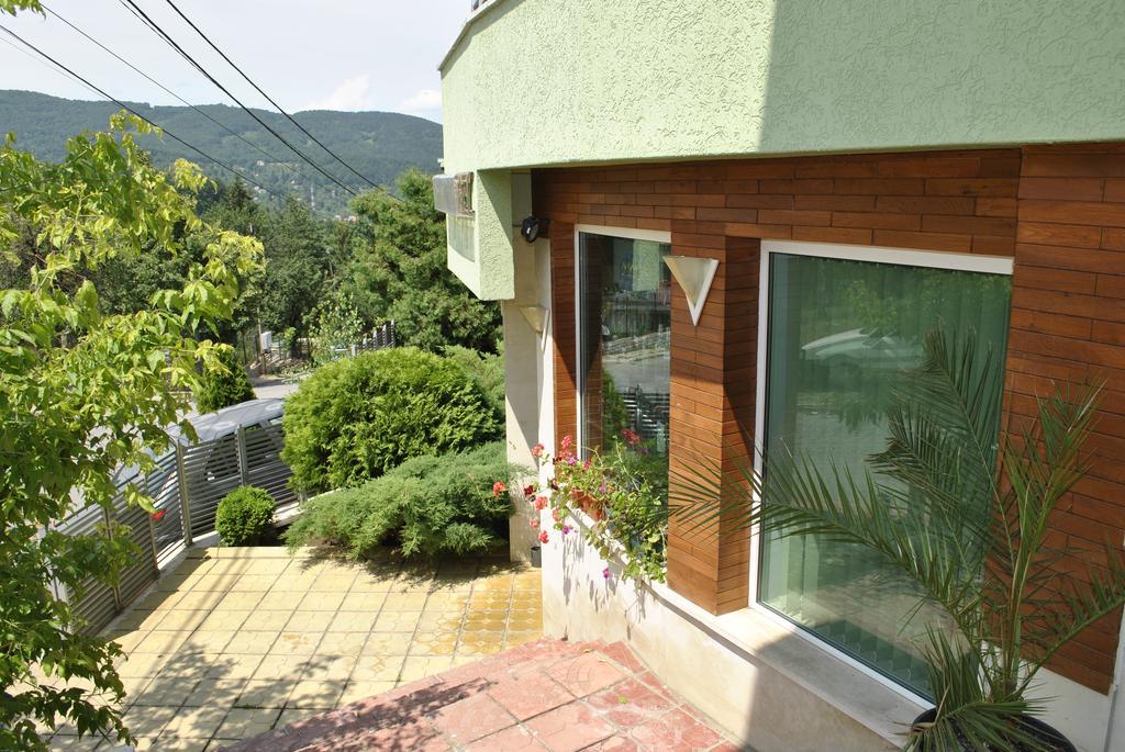 Discret Hotel & Restaurant Владая Экстерьер фото
