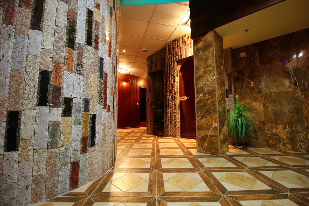 Discret Hotel & Restaurant Владая Экстерьер фото