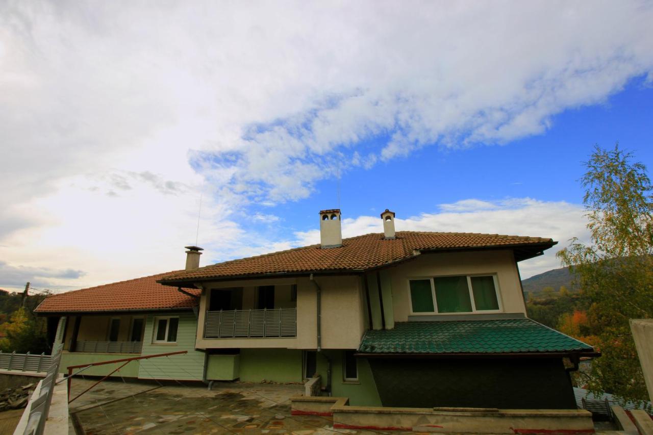 Discret Hotel & Restaurant Владая Экстерьер фото