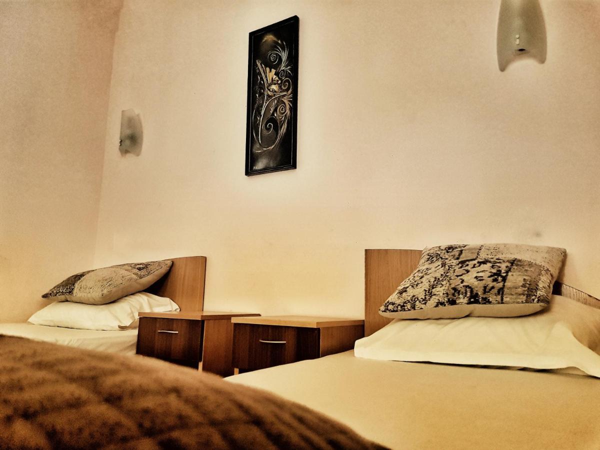 Discret Hotel & Restaurant Владая Экстерьер фото